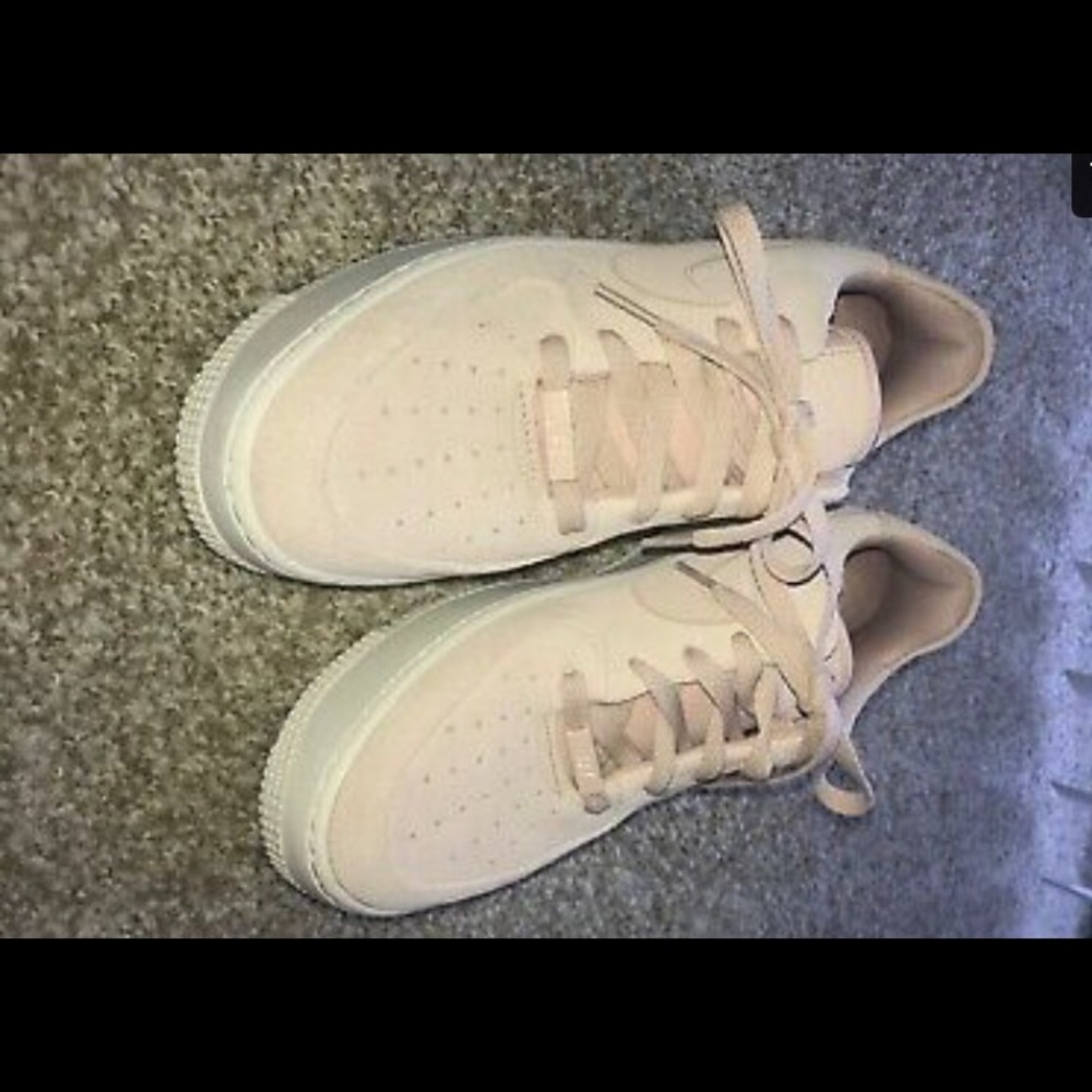 ‼️SALE🔥‼️ Air Force One Sage Low Women’s 8.5